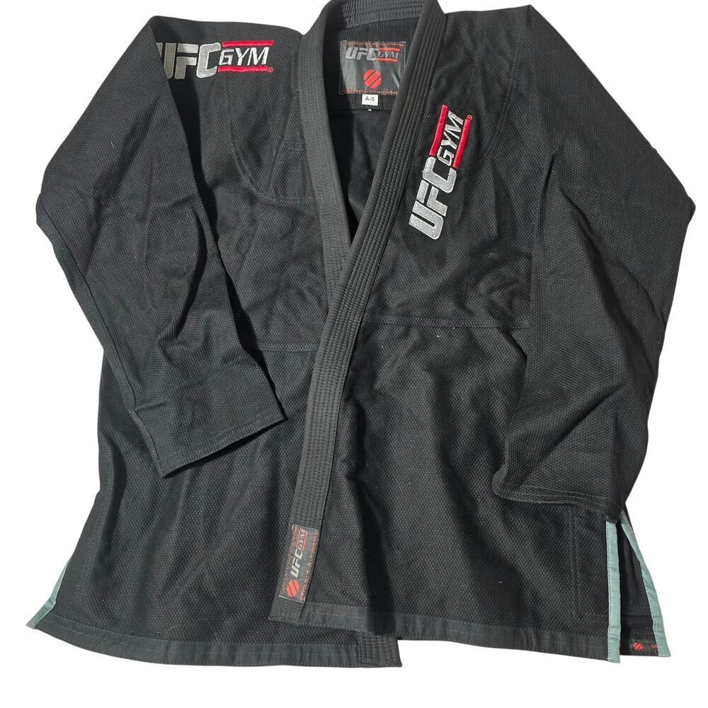 UFC Gym By Vandal Kimonos Martial Arts Kimono Top Wrap Jacket Size A-5